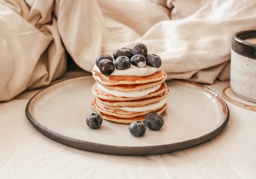 Europos sveikos mitybos dieną išbandykite tinklaraštininkės „Pusryčiams“ blynų be cukraus receptą