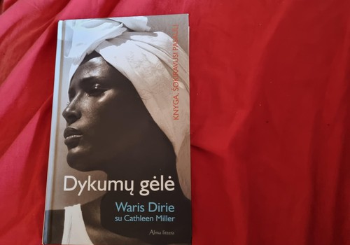 Dykumų gėlė