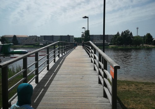 Vasaros gidas: Širvintų paplūdimys ir vandenlenčių parkas Wakeink