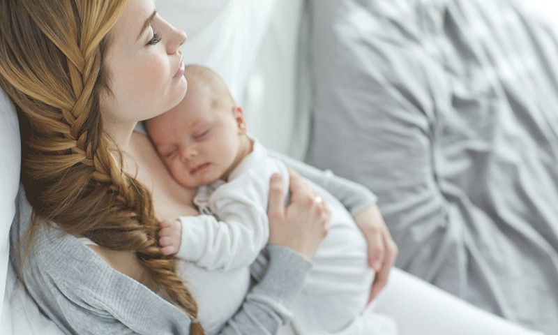 Kūdikio sūpavimas: 5 būdai tai daryti nenuobodžiai