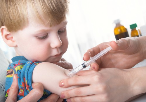 Ekspertai dalijosi patirtimi, kaip kovoti su meningokokine infekcija