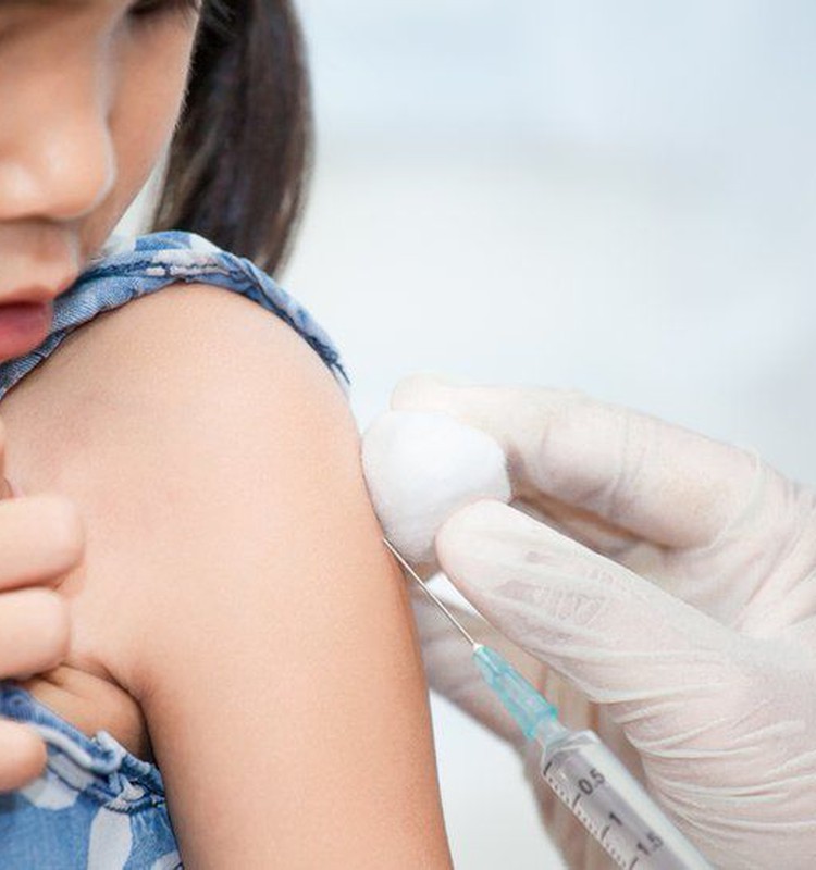 Prof. V.Usonis: vaikams skirta vakcina nuo COVID-19 jau nebėra eksperimentinė