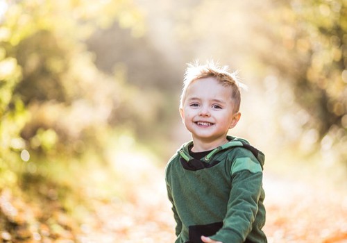 Mama: Trimetis sūnus lauke visai neklauso. Ką daryti?