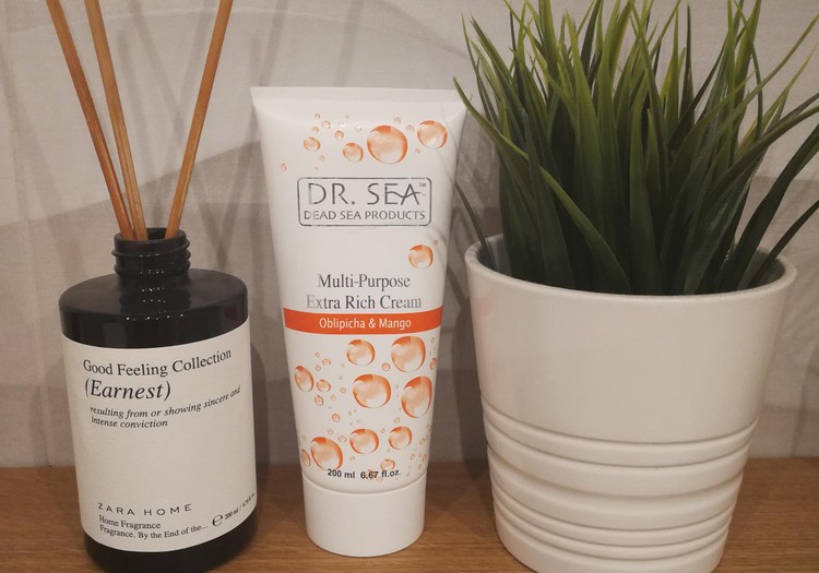 Dr. Sea universalus kremas kūnui su šaltalankiu ir mango