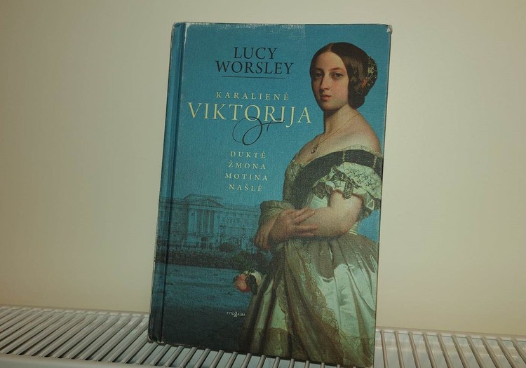 Apie Lucy Worsley "Karalienė Viktorija"