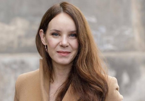 Aktorė Valda Bičkutė - Valiukienė įgarsino smurtą artimoje aplinkoje patyrusios moters istoriją