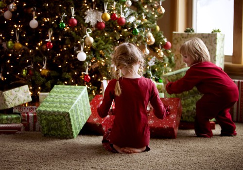 15 idėjų, ką dovanoti vaikams per Kalėdas